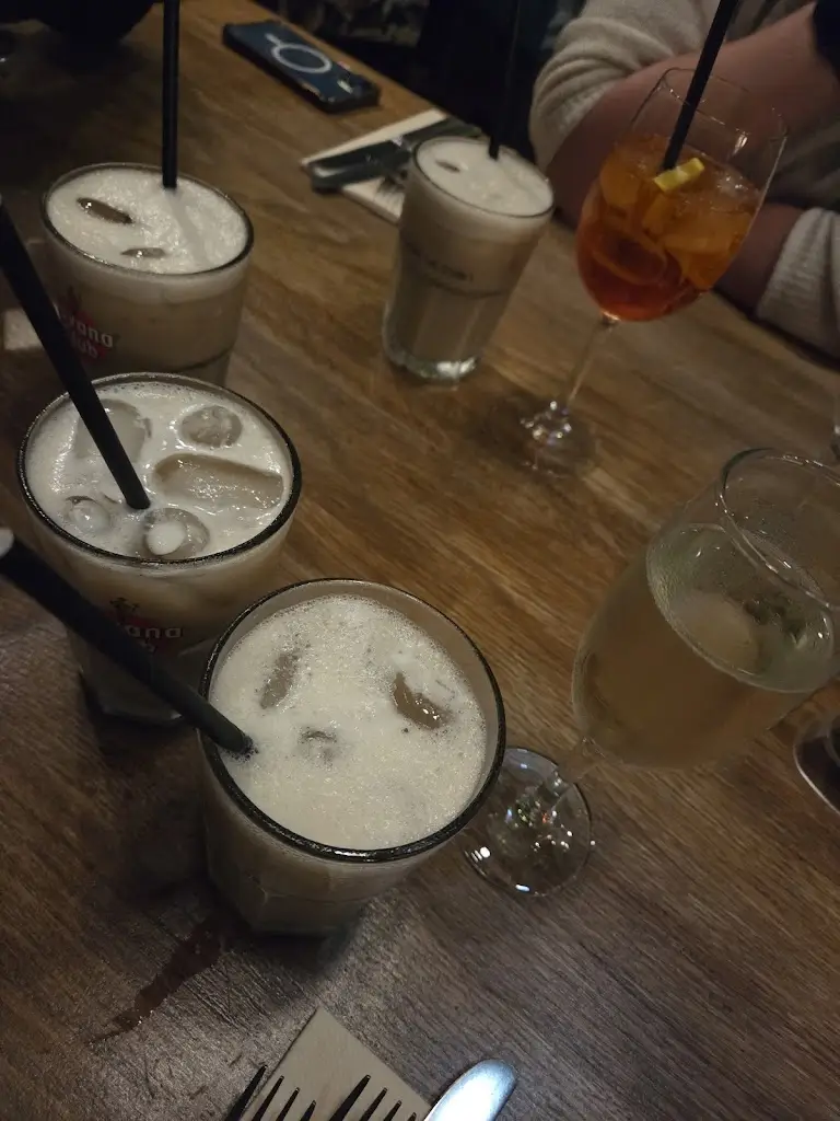 User 123_The Chequers_Westoning_review