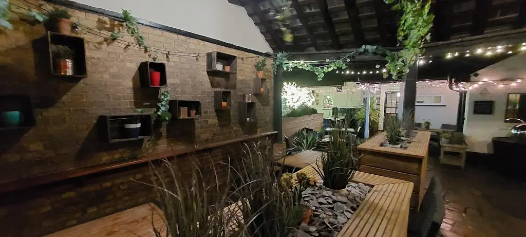 Jason Law_The Chequers_Westoning_review