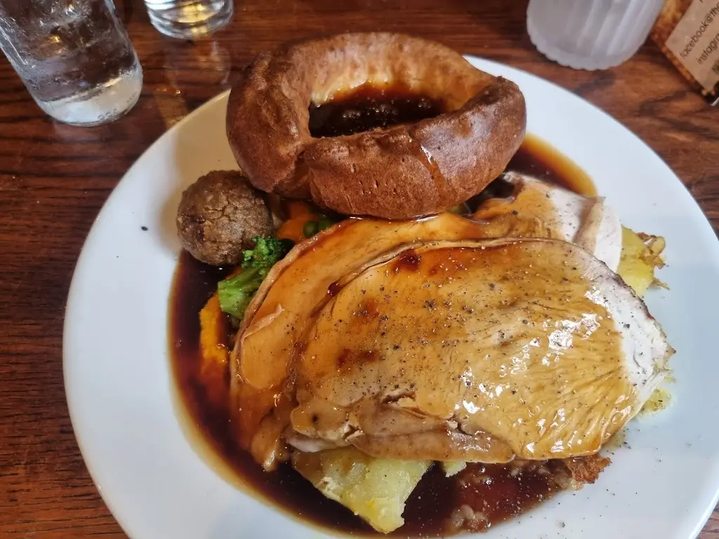sam_The Chequers_Westoning_review