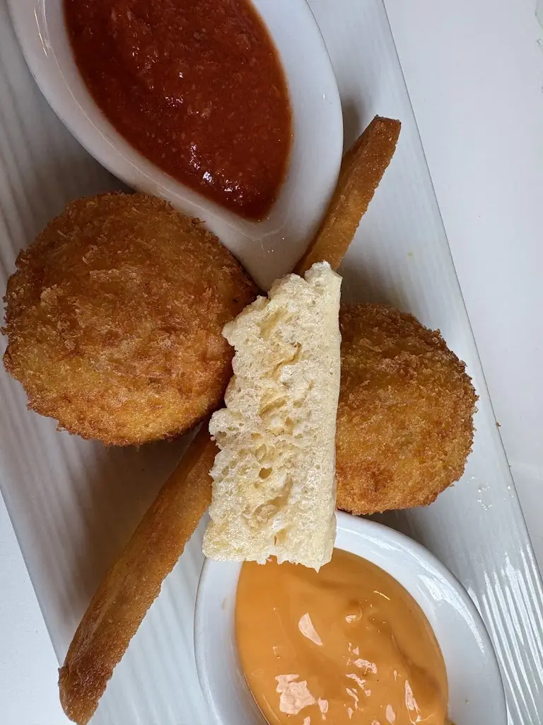 Amy Longhurst_Nabucco Bar & Restaurant_Westhoughton_review