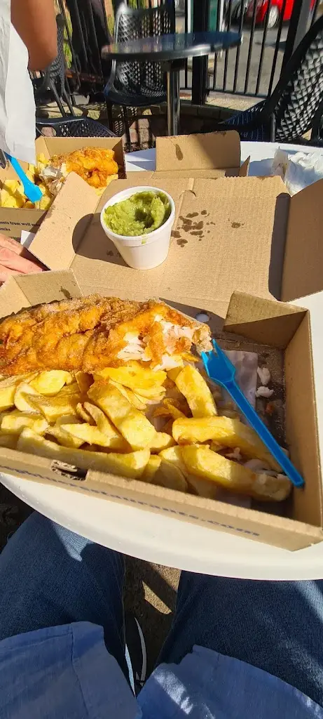 Menu_Deep Blue Fish & Chips_Wetwang_image_9