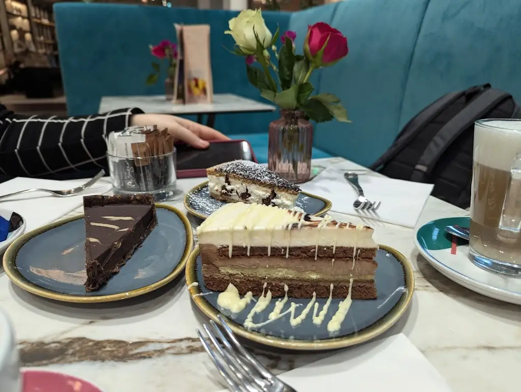 roshni sedani_Prosecco Caffè_Westfield_review