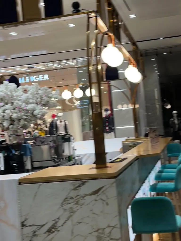 yisroel levin_Prosecco Caffè_Westfield_review