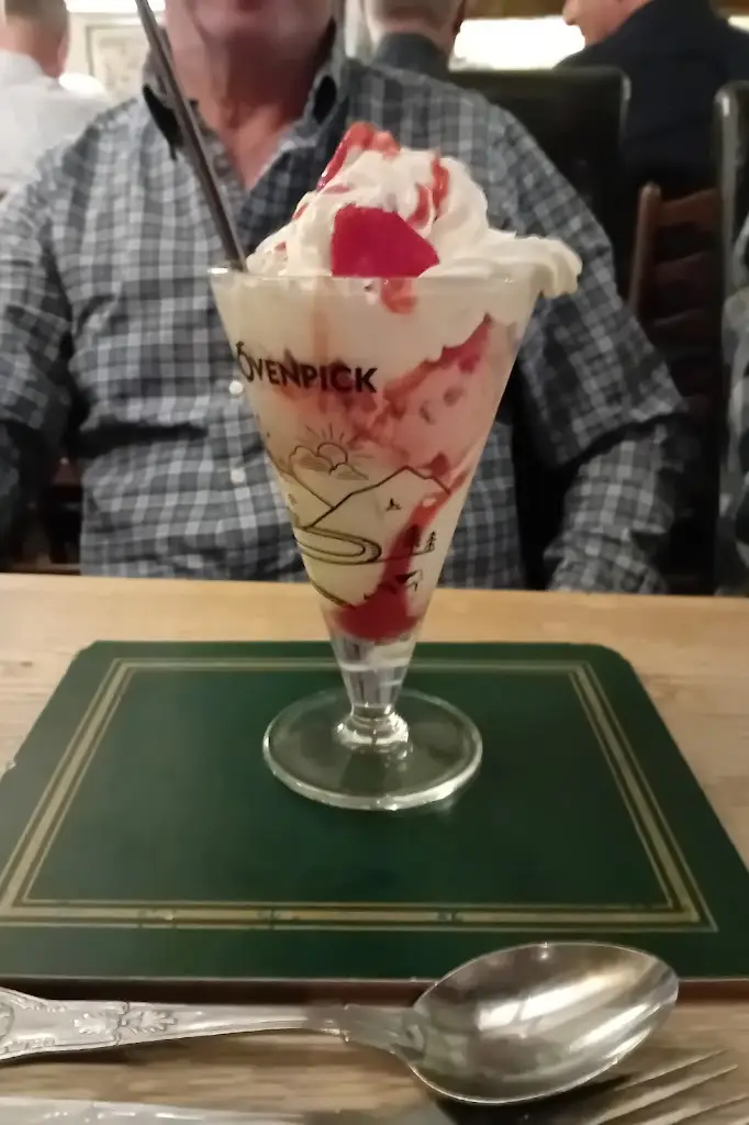 Diane Shirvinton_Fantails_Wetheral_review