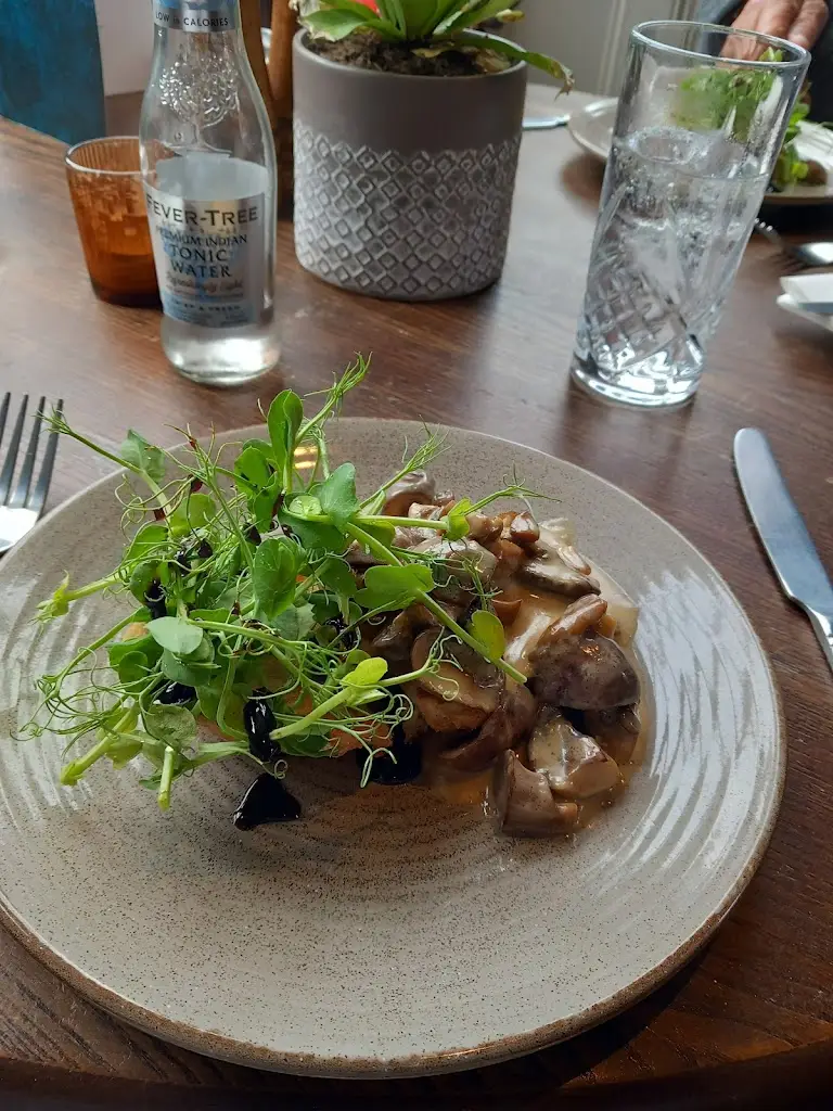 Anne Saltmer_The Wenlock Arms_Wheldrake_recensione