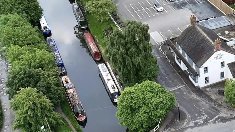 The Hartley Arms_Wheaton Aston_slider_image_3