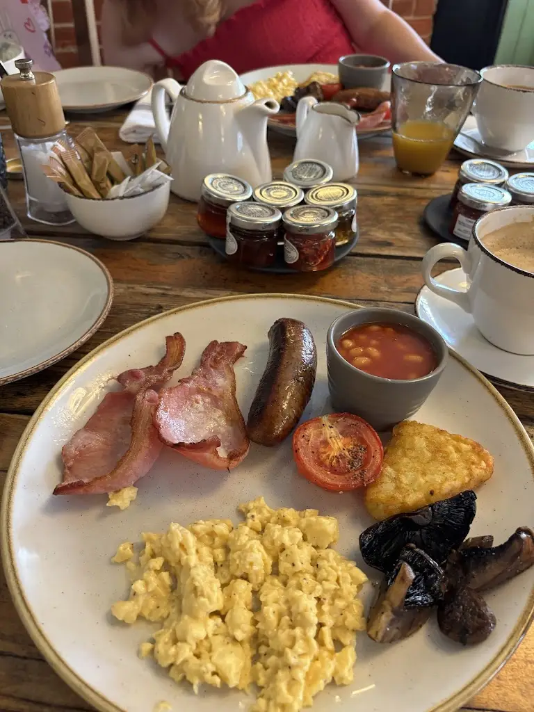 ALH_The Kings Head Whiteparish_Whiteparish_review