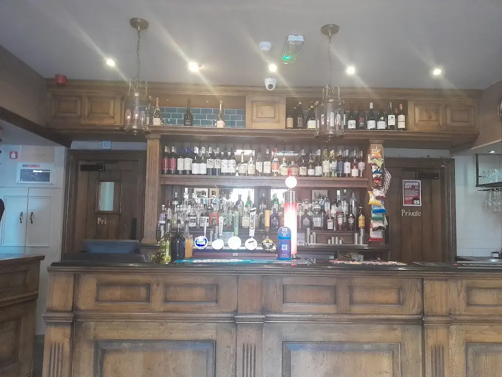 David Fairey_The Cock Pub, Whaley Bridge_Whaley Bridge_review