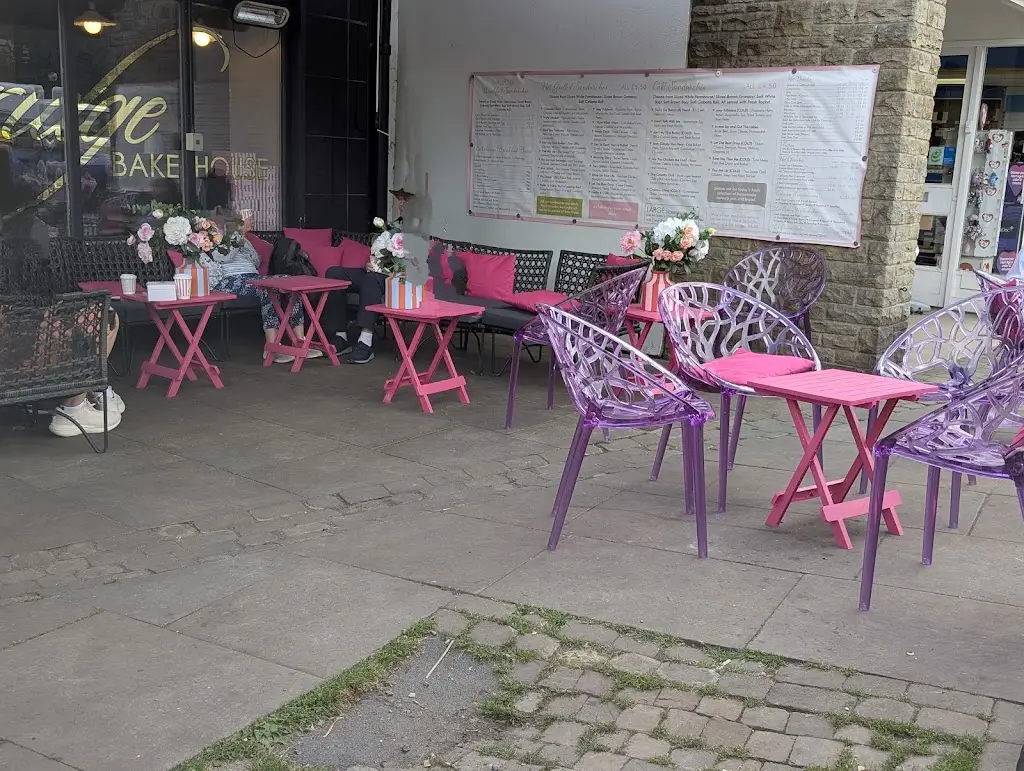 Liz H_The Bridge Bakehouse_Whaley Bridge_review