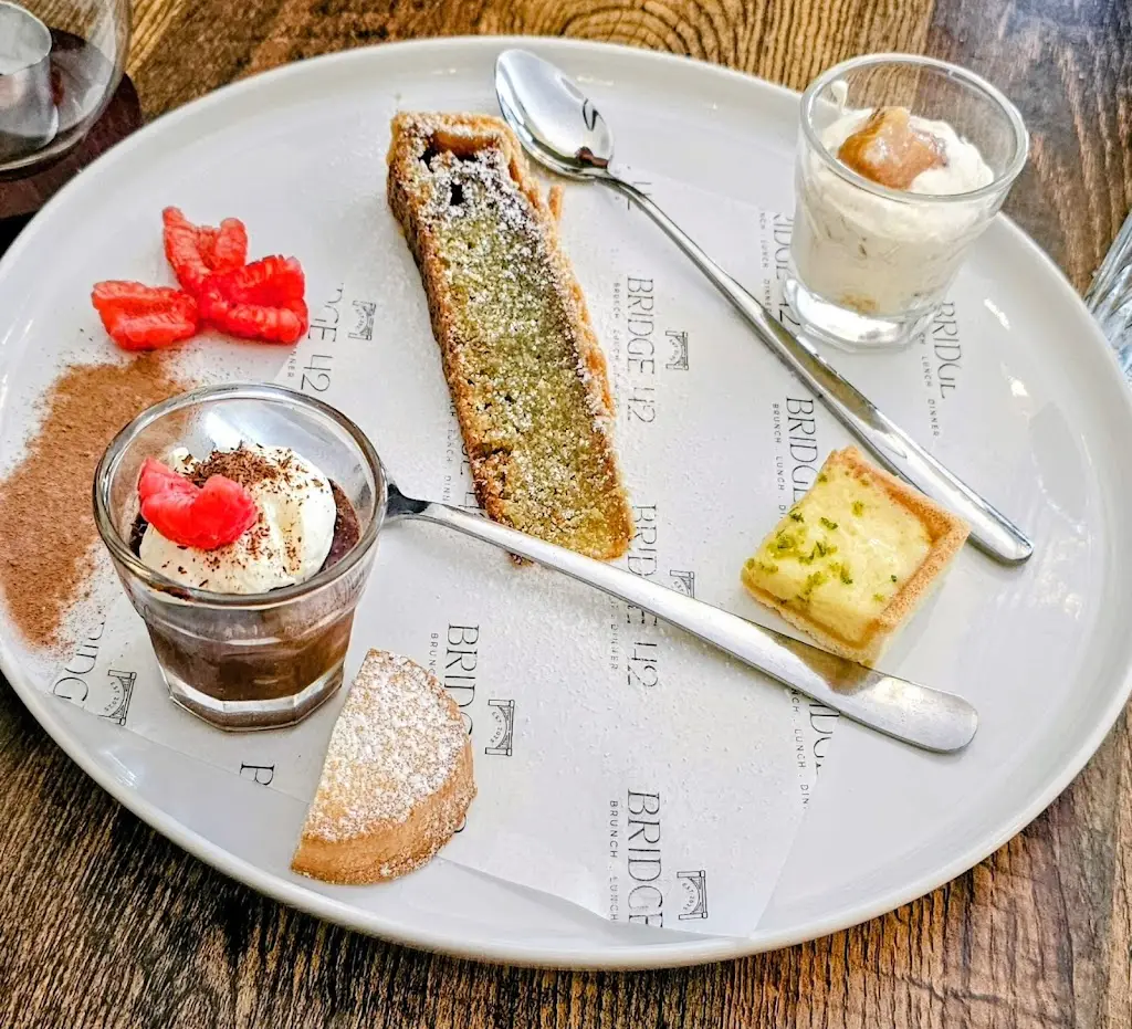 Bridge 42_Whaley Bridge_slider_image_2