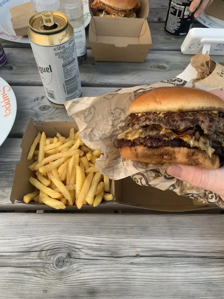 Grill thirteen_Whaley Bridge_slider_image_3