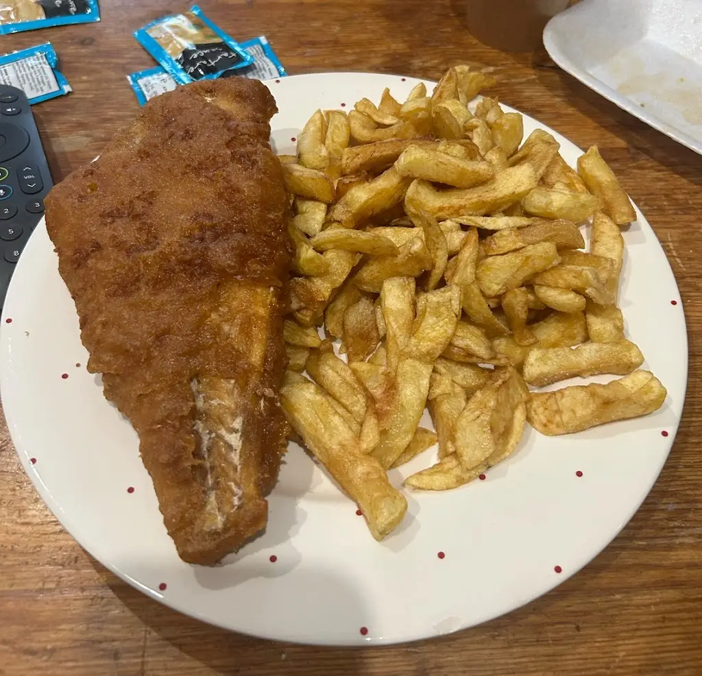 James Gilmour_Frydays Cod & Cake_Whaley Bridge_review
