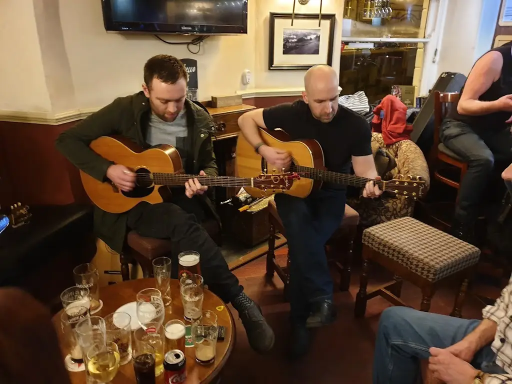 Dave D_The White Hart_Whaley Bridge_recensione