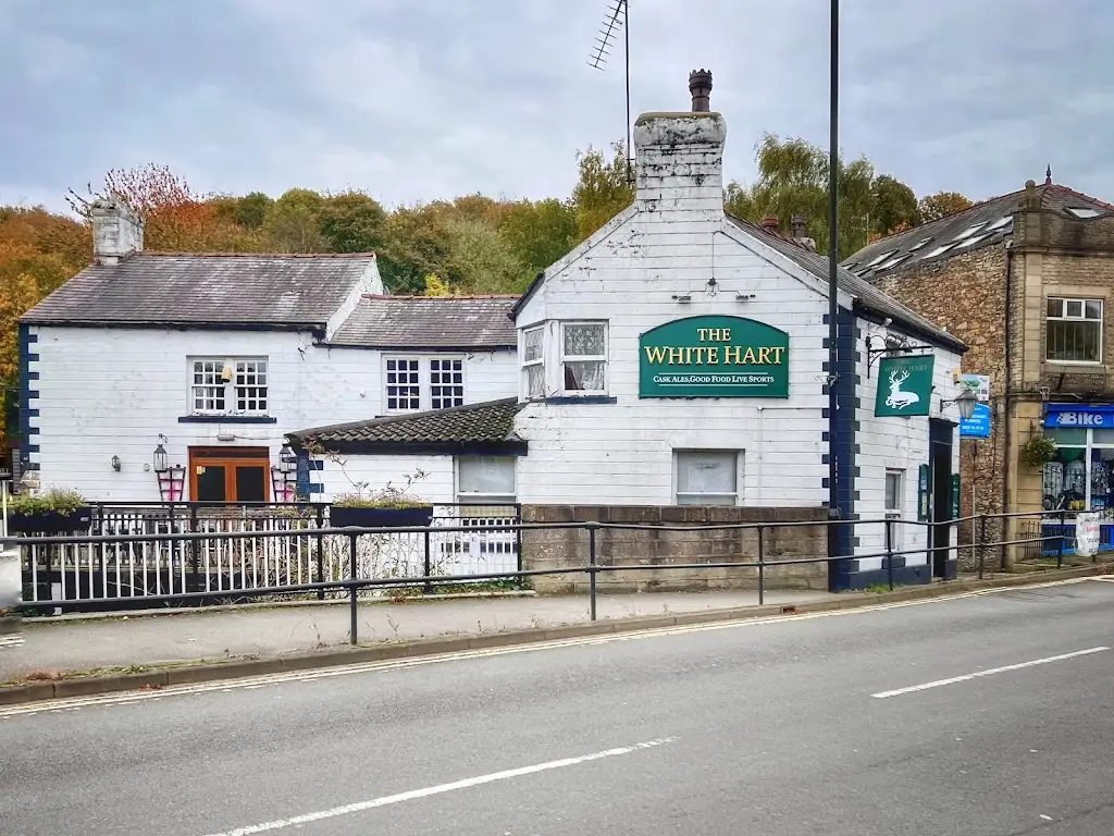 The White Hart_Whaley Bridge_slider_image_3