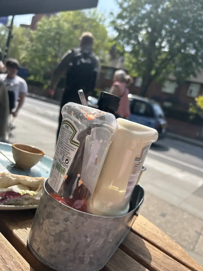 Dani Lunnon_The George_Belsize Park_review