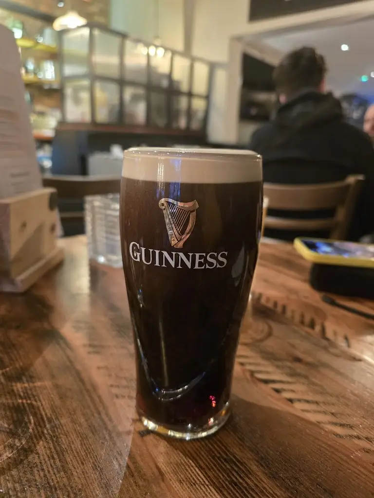 WeiRong Kang_The George_Belsize Park_review