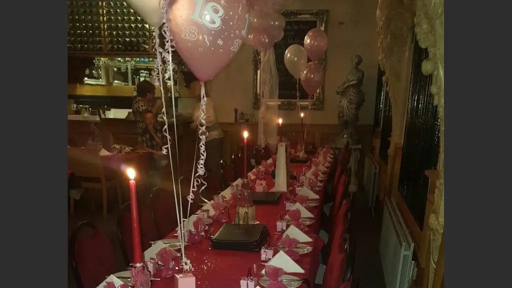 Oli & Joe's Whickham_Whickham_slider_image_3