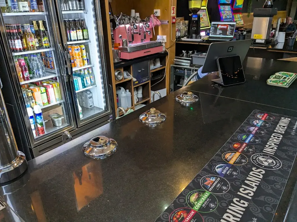 David Bowes_Riverhouse_Wick_review