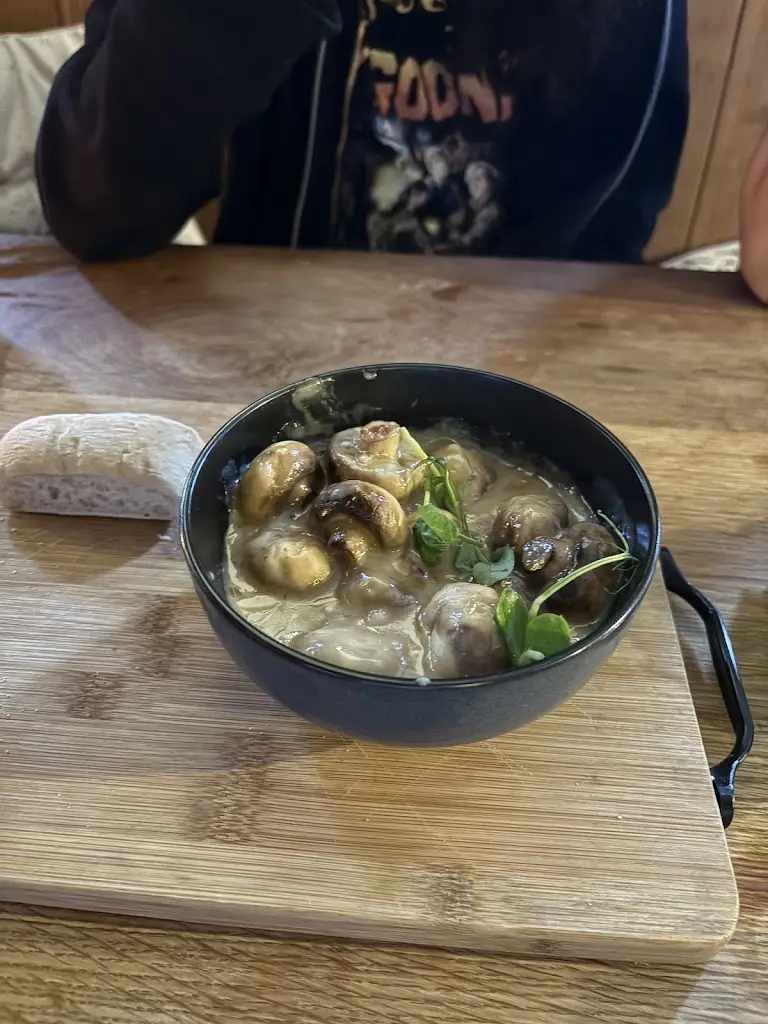 Charlotte Coppin_White Horse Inn_Whitwell_review