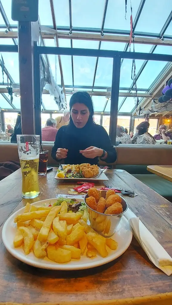 Menu_Abbey Wharf_Whitby_image_8