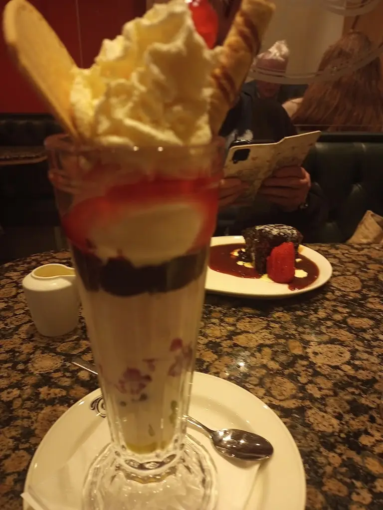 Menu_Trenchers_Whitby_image_6