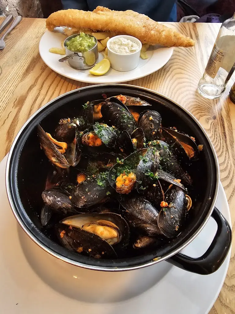 Jeff Bennison_The Vault, Whitby_Whitby_review