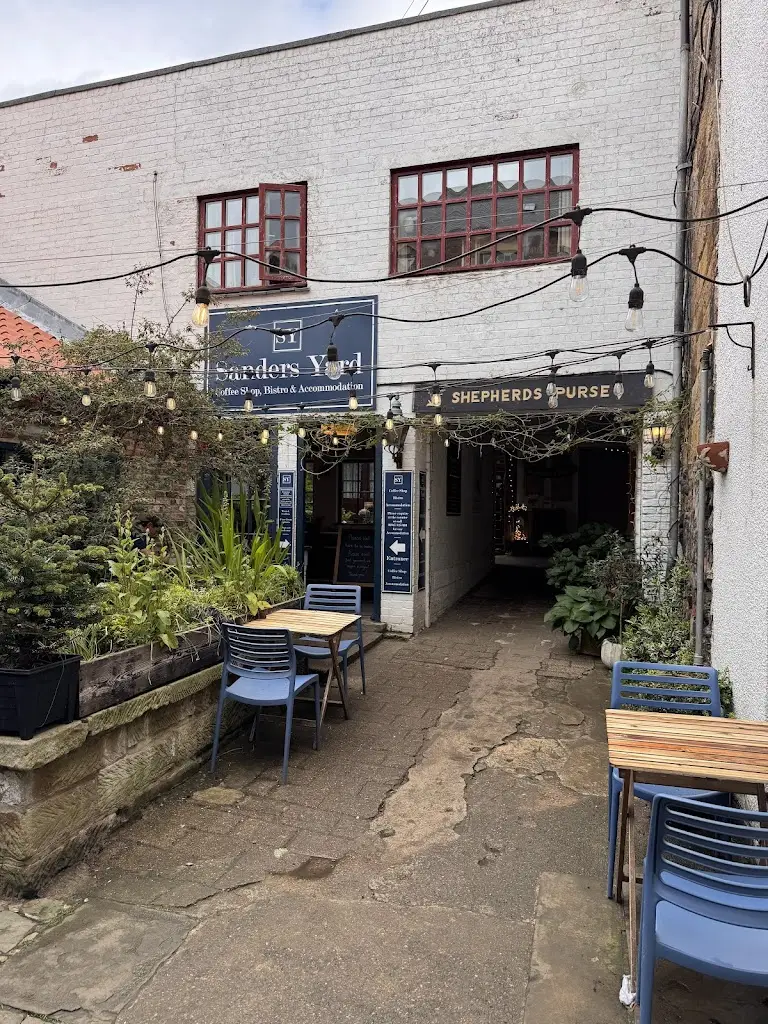Warren Mar_Sanders Yard Bistro_Whitby_review
