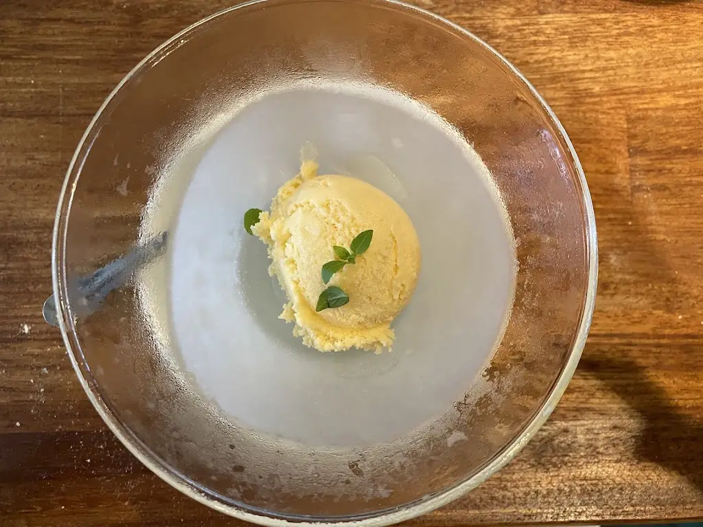 Menu_Ditto_Whitby_image_4