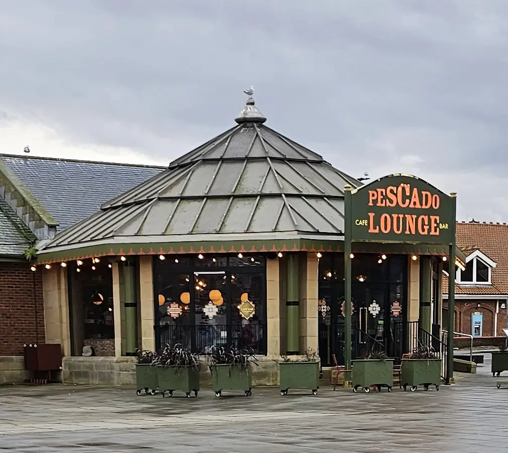 Pescado Lounge_Whitby_slider_image_1