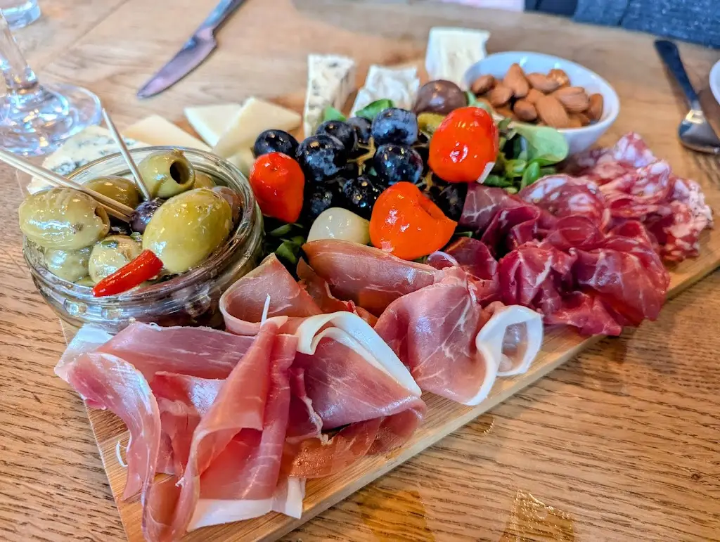 Menu_Crocodile_Whitby_image_9