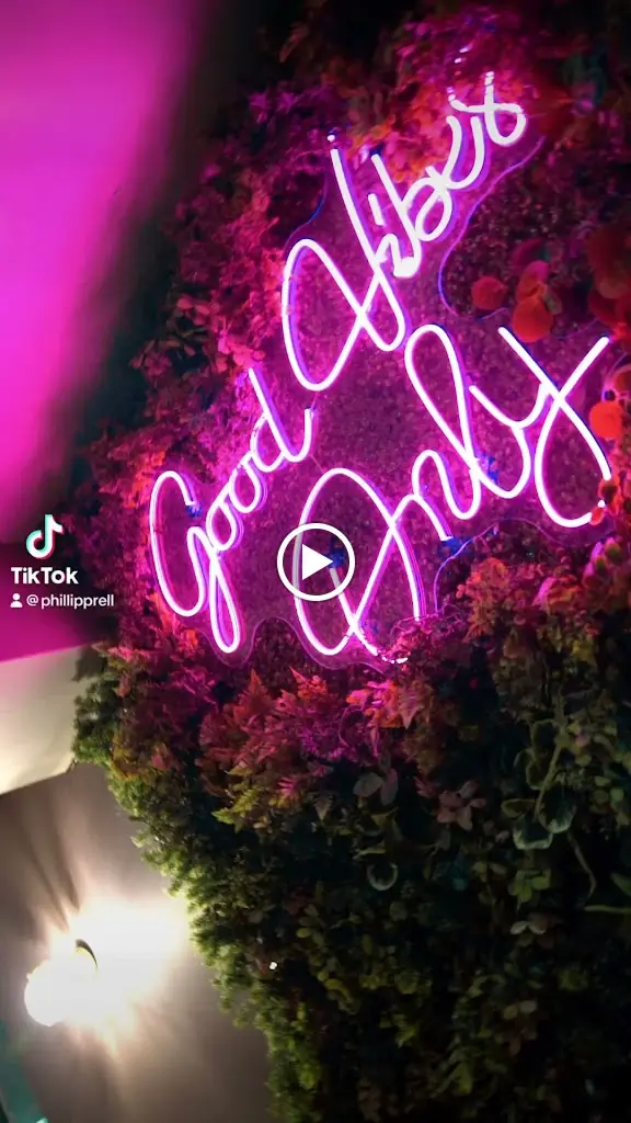 MELIS RESTAURANT WIGAN_Wigan_slider_image_2