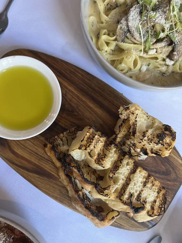 Albanella R. Villalobos_La Terrazza Bedford_Bedford_review