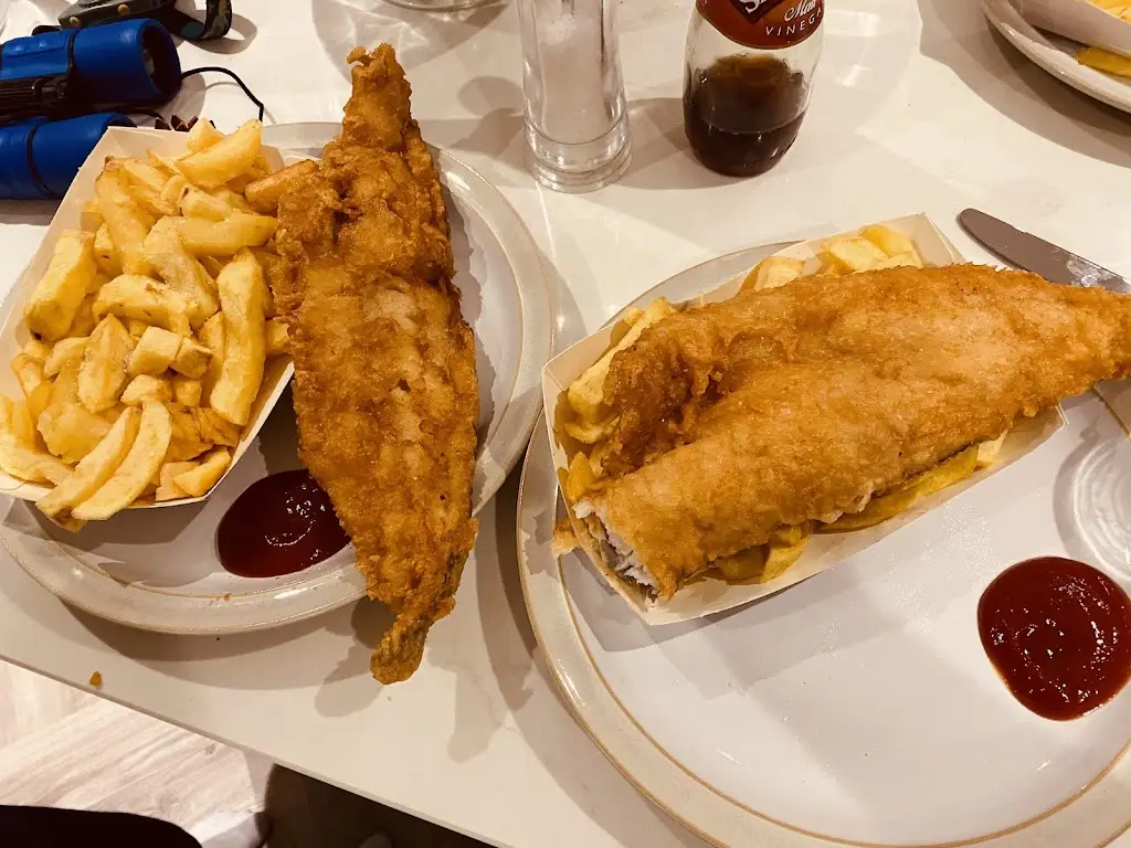 The Flaming Fryer Fish & Chips_Wickham Market_slider_image_2