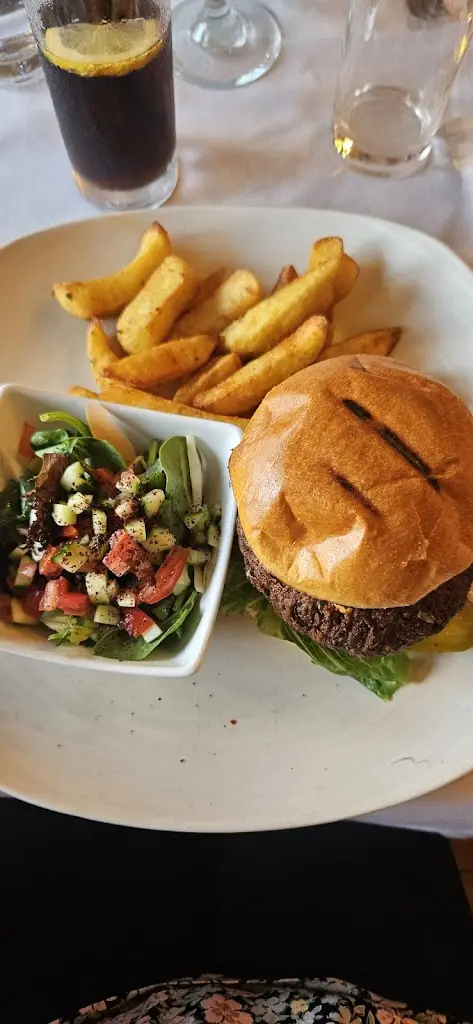 Linda Taylor_Corzâ Cafe Bar Restaurant_West Wickham_review