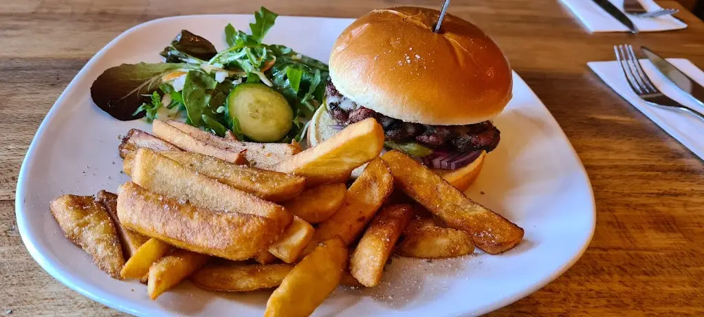 Corzâ Cafe Bar Restaurant_West Wickham_slider_image_3