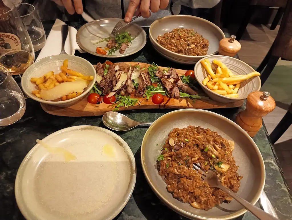 alonso ramirez garcia_Topolino Restaurant_West Wickham_recensione