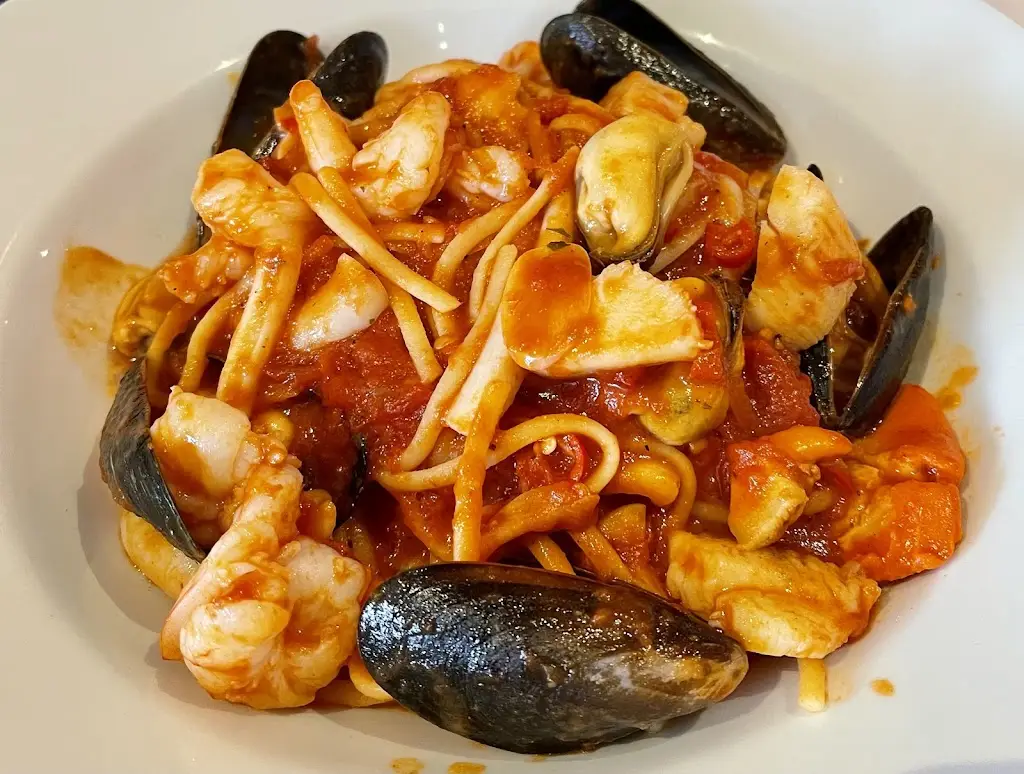 Prima Donnas_West Wickham_slider_image_3