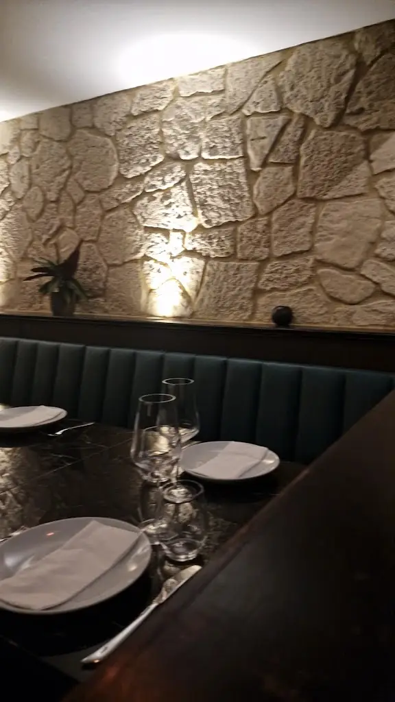 Geusi Greek Cuisine_West Wickham_slider_image_2