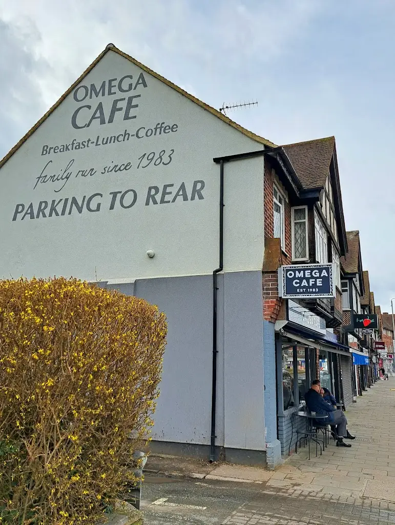 Martin Roberts_Omega Cafe_West Wickham_review