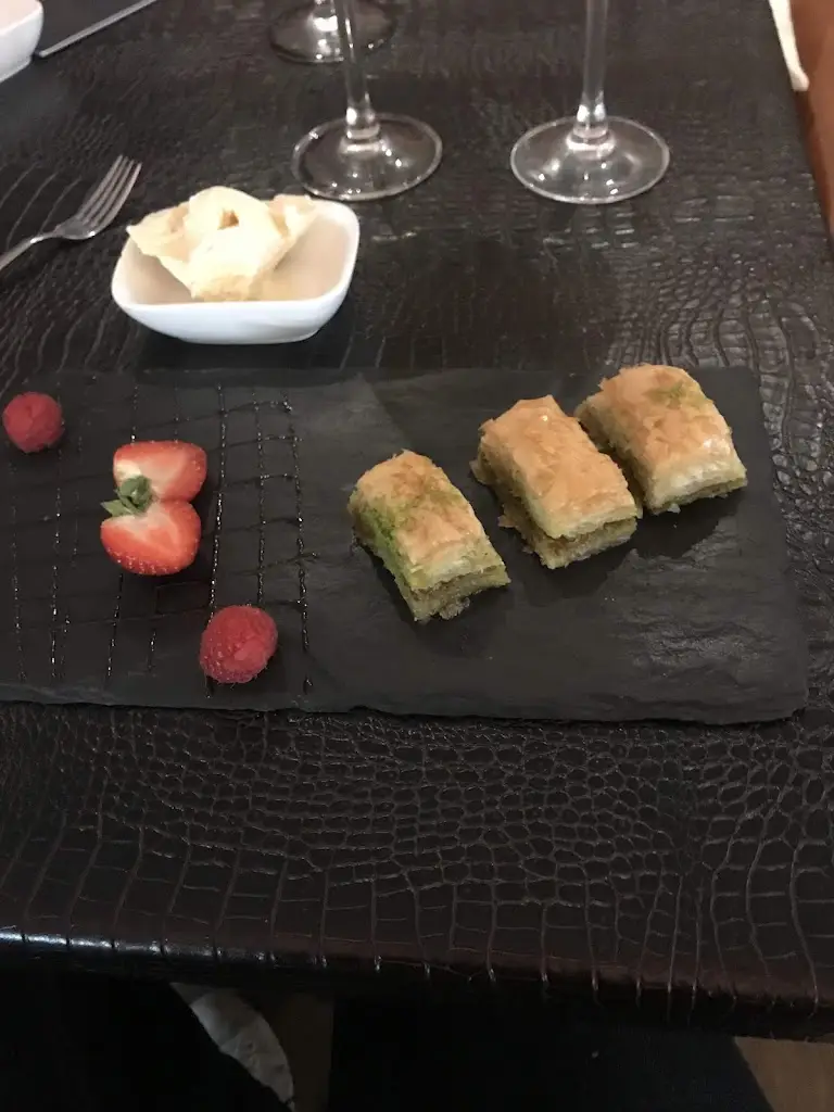 Menu_Tugra Restaurant_West Wickham_image_8