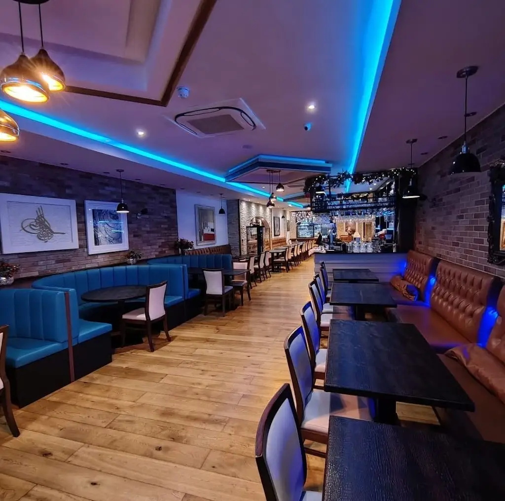 Tugra Restaurant_West Wickham_slider_image_1