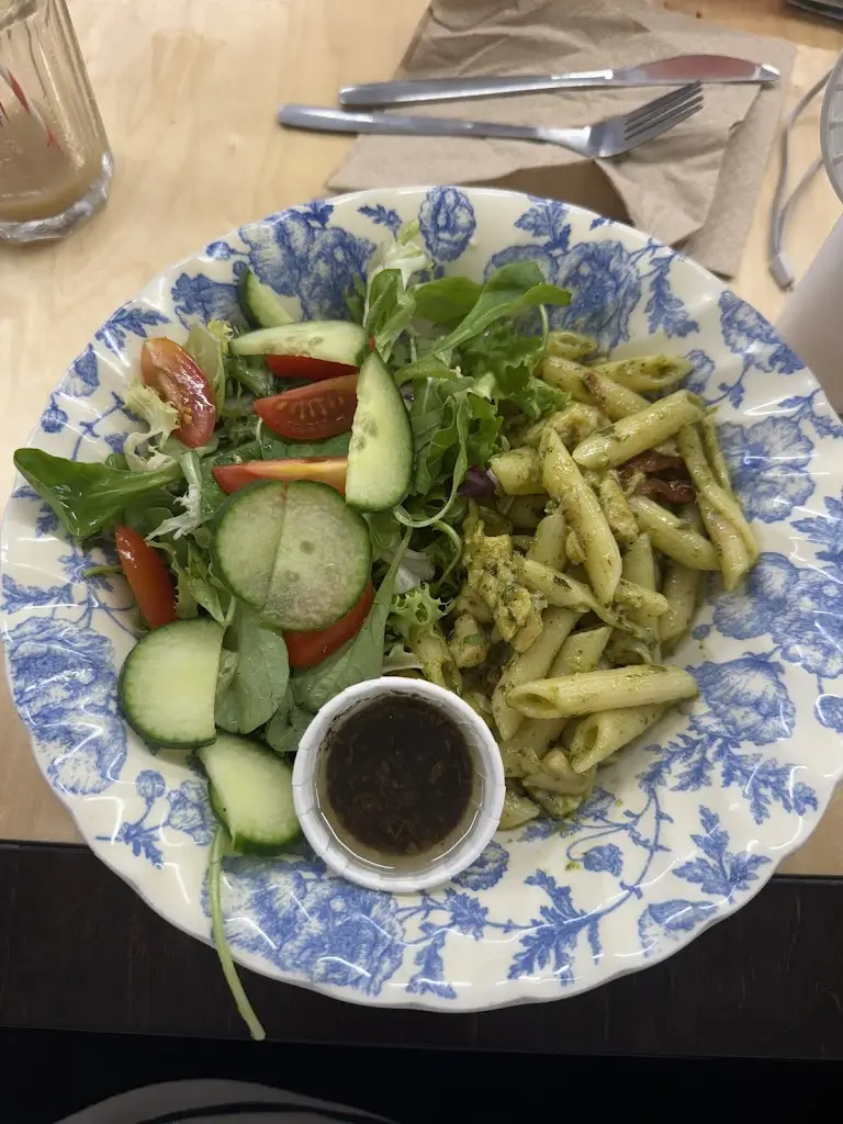 Jessica Hayson_Ollie Polly Play Cafe_West Wickham_review