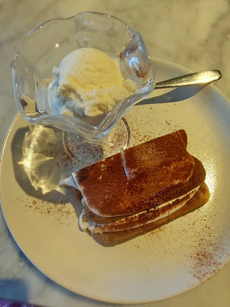 Katie Mcarthur_Pizza Express_West Wickham_review