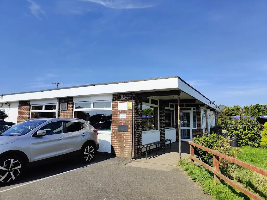 The Pavilion Bar & Bistro_Wilberfoss_slider_image_3