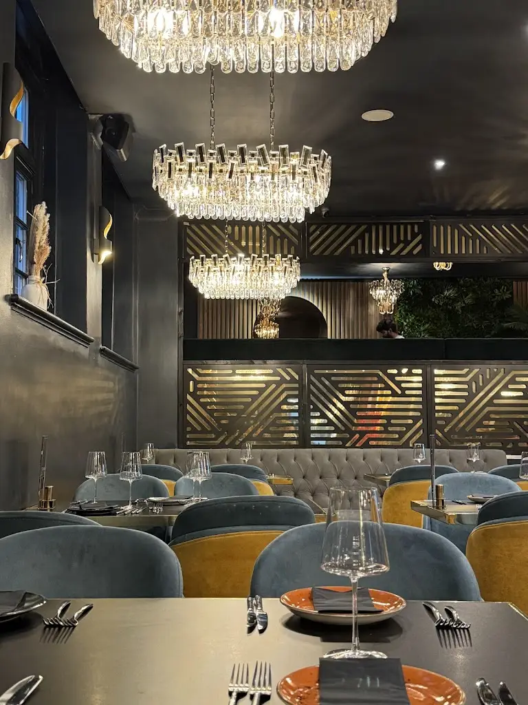 Nazar Turkish Kitchen + Bar_Bedford_slider_image_3