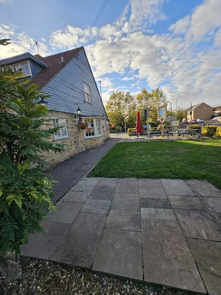 Paul_The Porterhouse Pub_Willingham_review