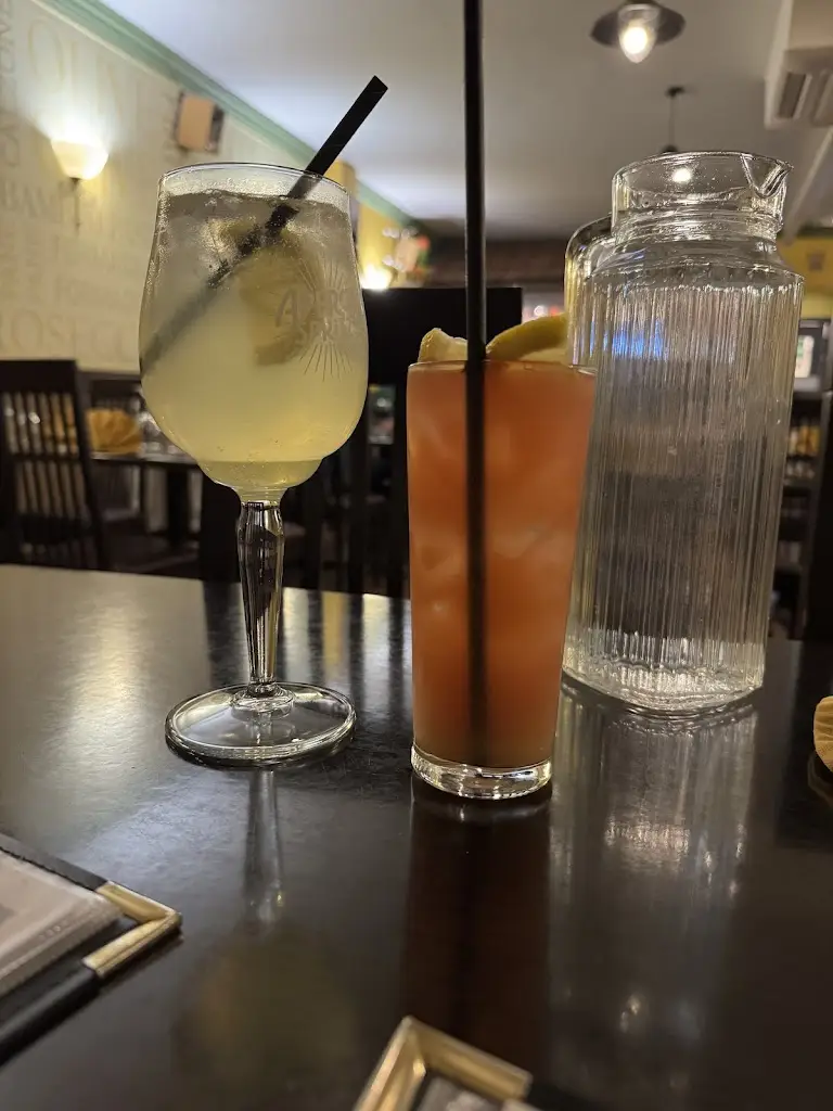 Lauren Brown_Vesuvio_Whittlesey_review