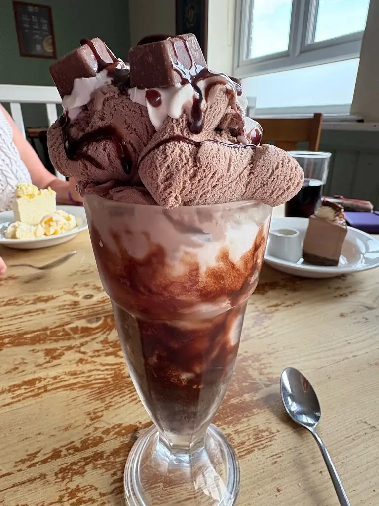 Megan Thursby_The Straw Bear_Whittlesey_review