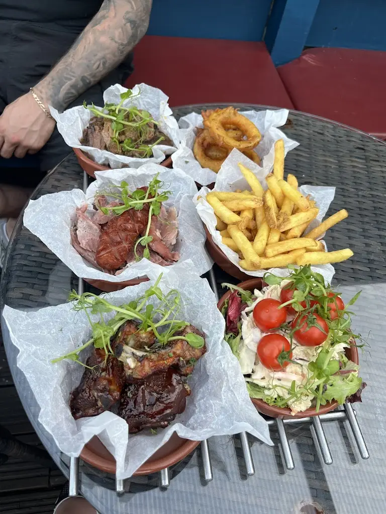 BBQs and Brews_Whittlesey_slider_image_2