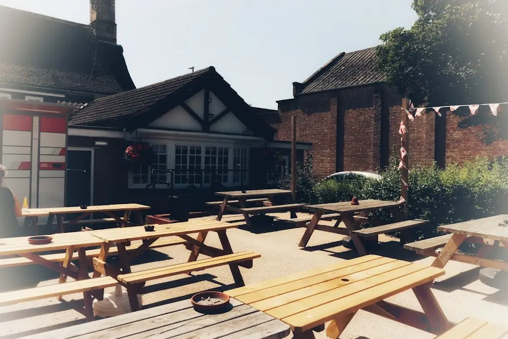 Nikol Tůmová_The Black Bull_Whittlesey_review